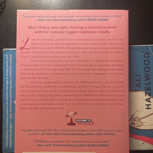 Love on the brain & the love hypothesis.                 AUTHOR: Ali Hazelwood - Picture 3 of 4